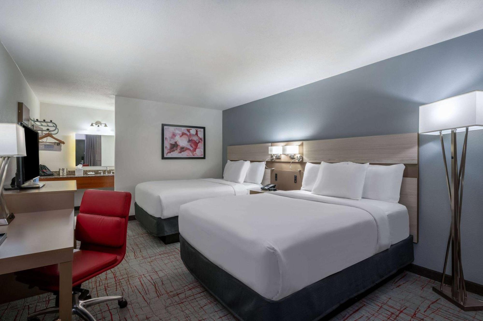Wyndham Garden Columbia-Ft Jackson Hotel Eksteriør billede