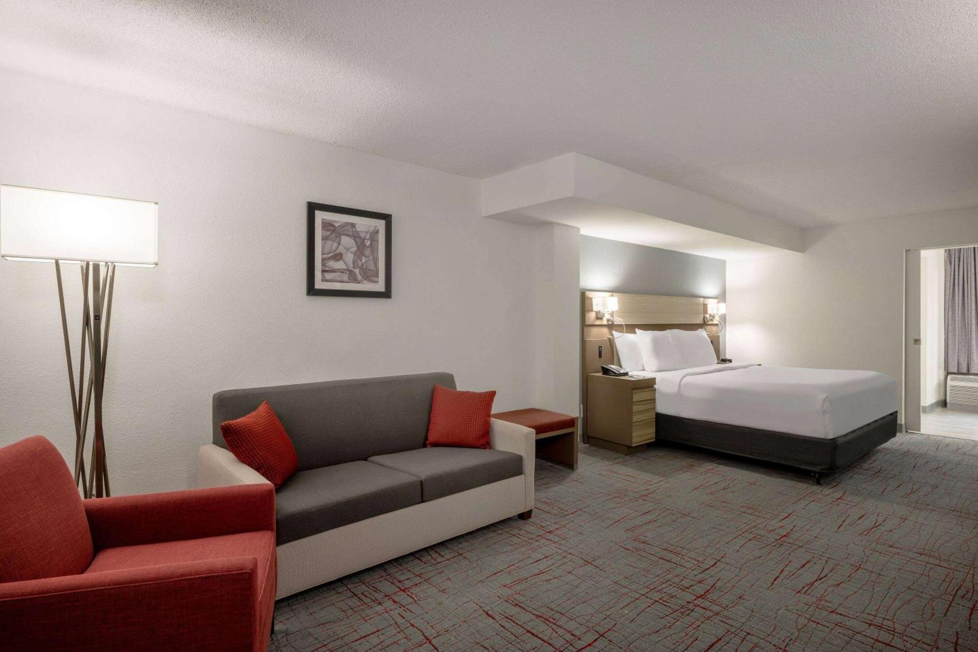 Wyndham Garden Columbia-Ft Jackson Hotel Eksteriør billede